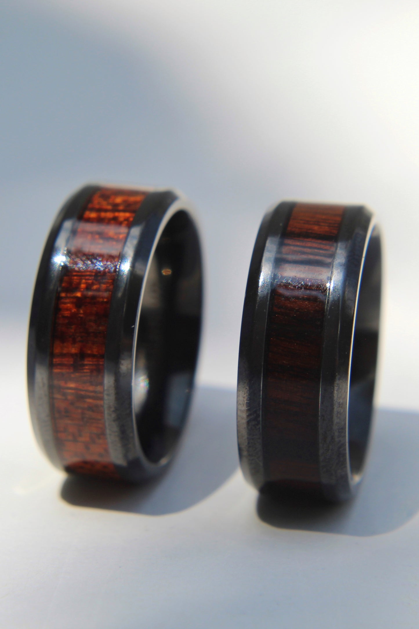 Argollas madera hombre