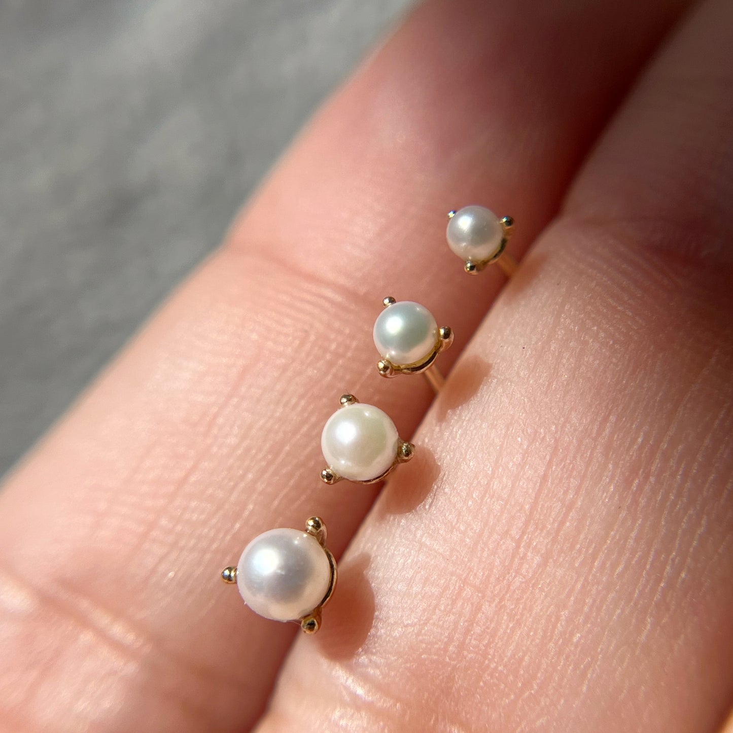 Arete Mini Seed Pearl