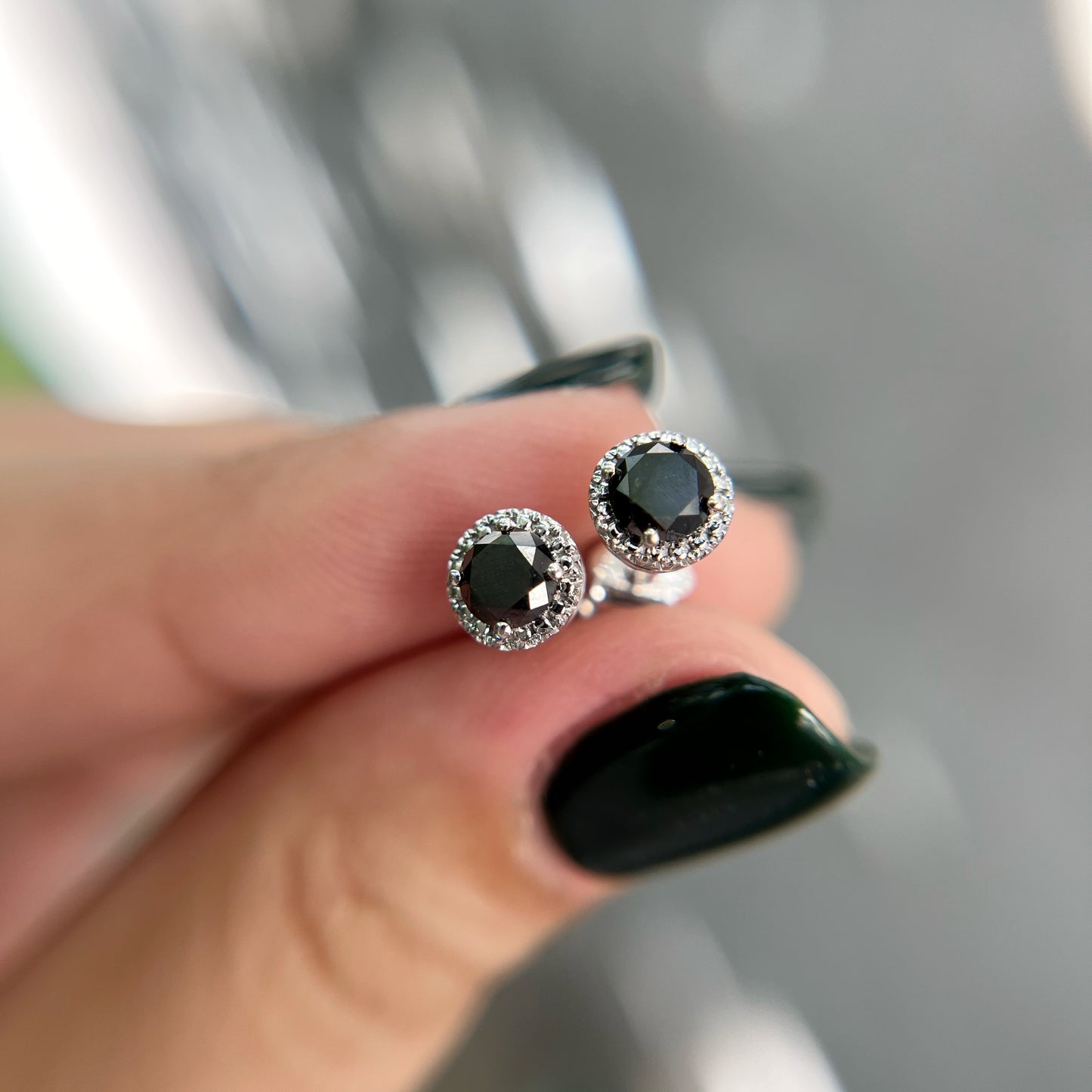 Aretes Diamantes Negros